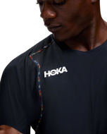 Hoka Glide Short Sleeve Black/Multi